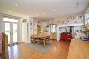 Photo 14- click for photo gallery